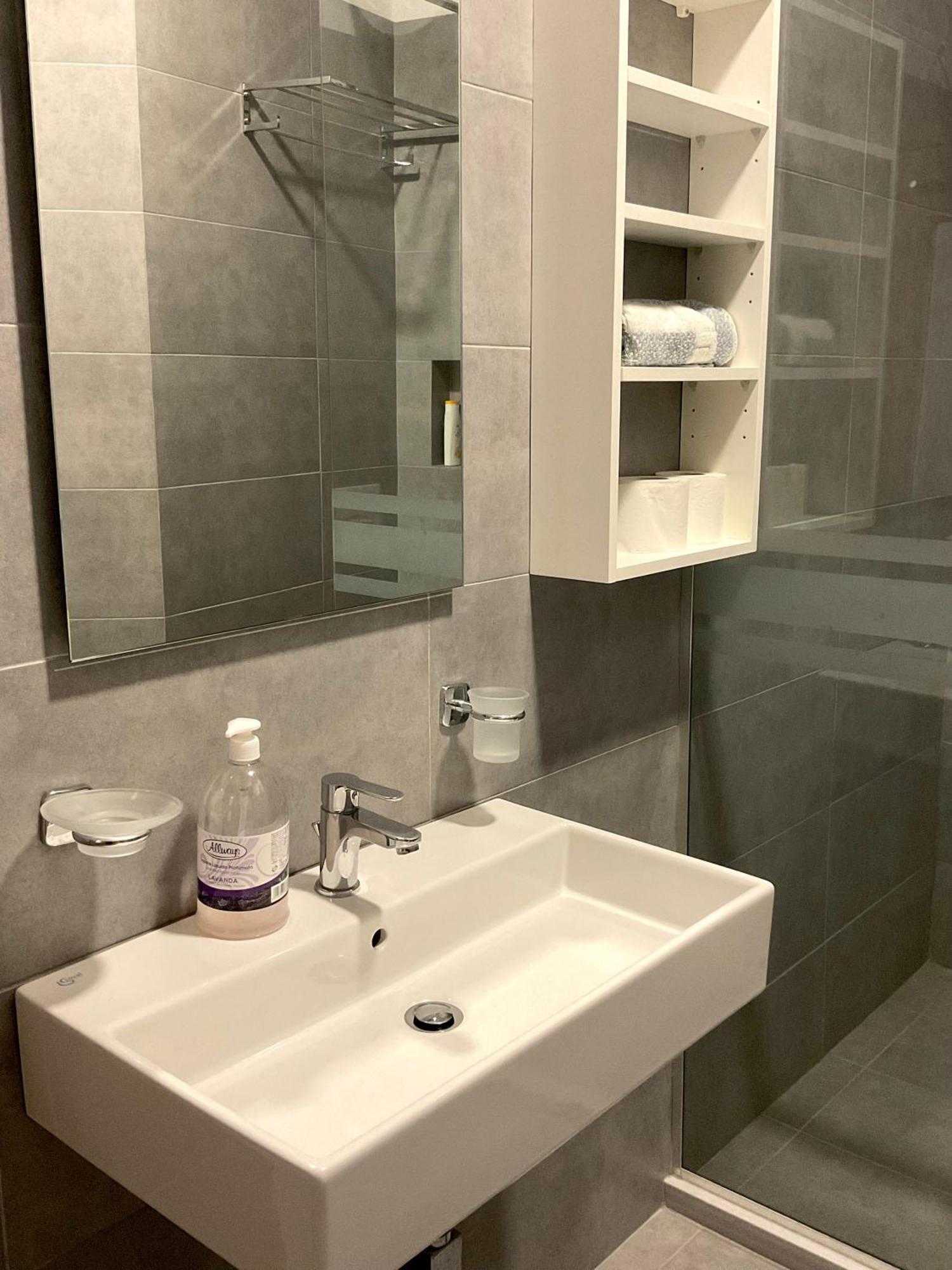 Mojito Beach Apartments With Free Parking Saranda Chambre photo