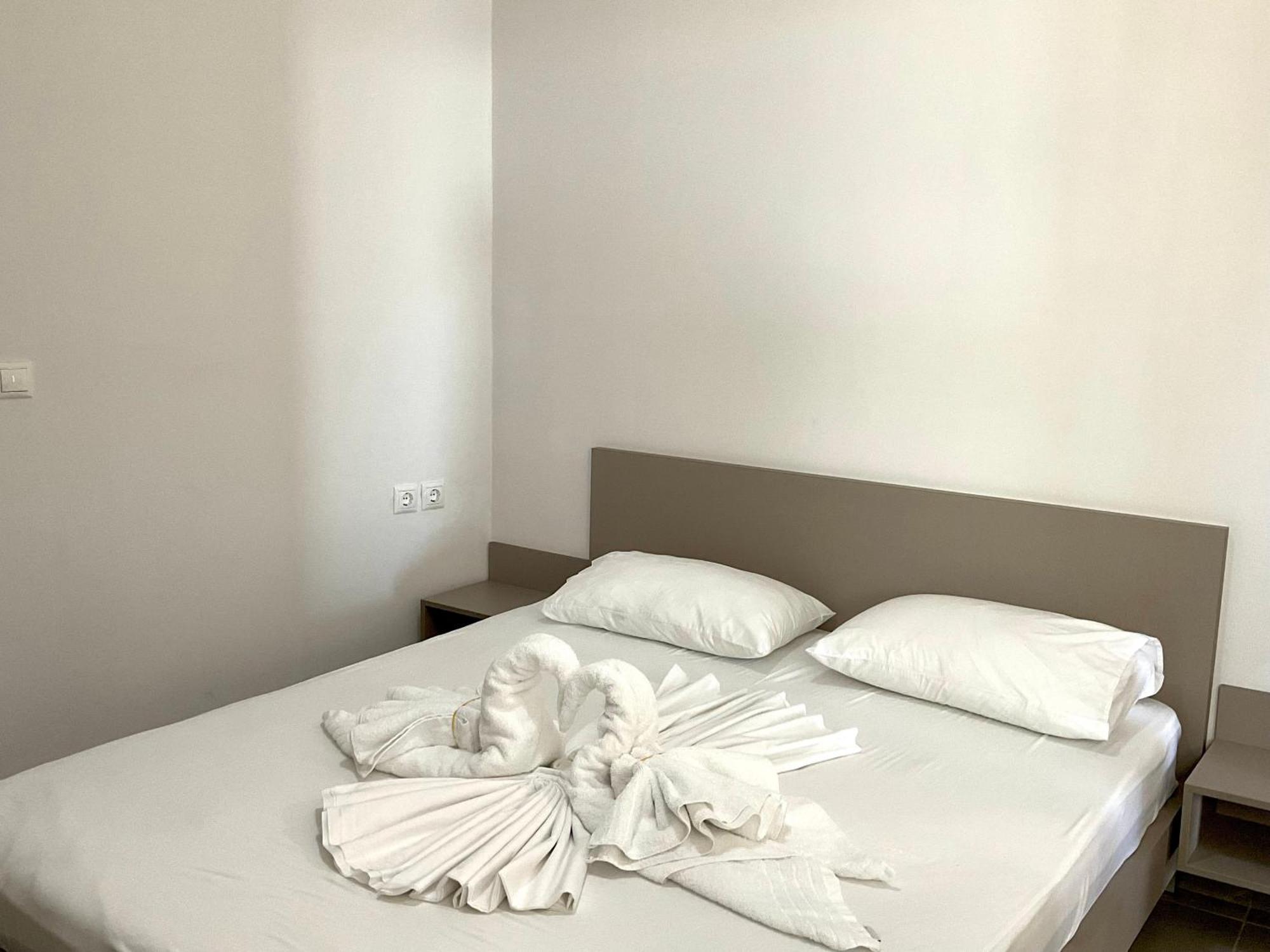 Mojito Beach Apartments With Free Parking Saranda Chambre photo