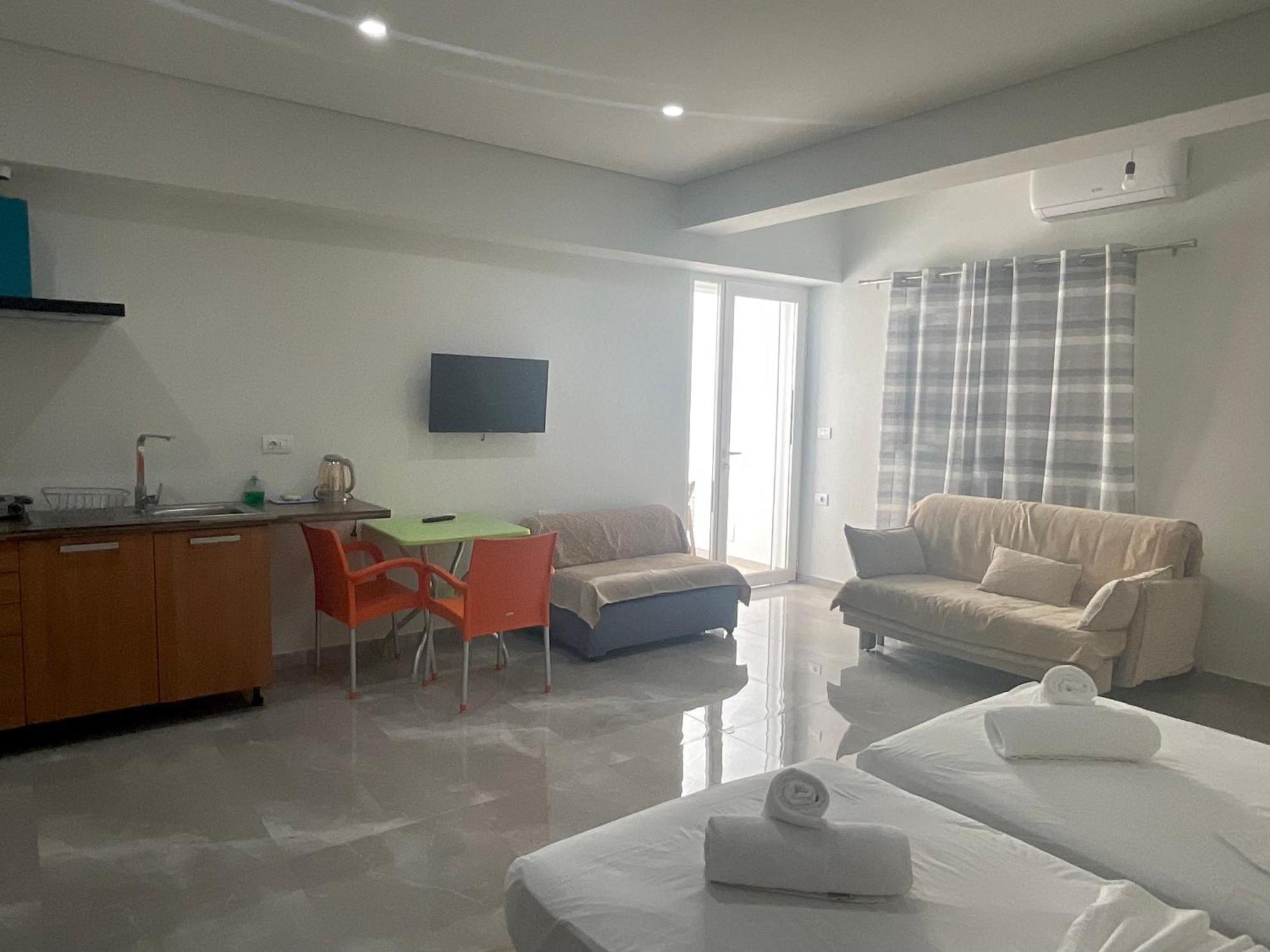 Mojito Beach Apartments With Free Parking Saranda Chambre photo